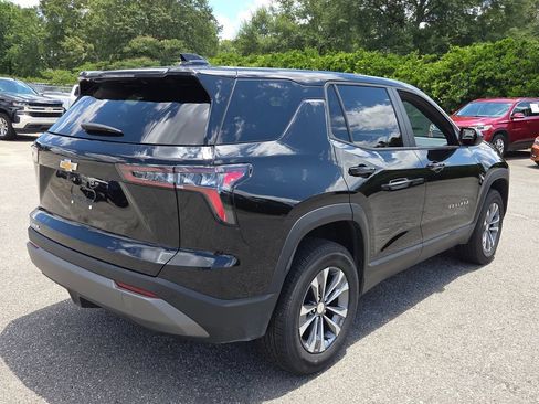 Certified 2026 Chevrolet Equinox LT FWD image 10