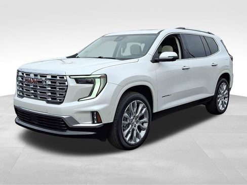 Used 2024 GMC Acadia Denali w/ Super Cruise Package image 3