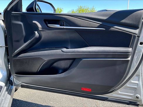 Used 2025 Toyota Camry LE image 22