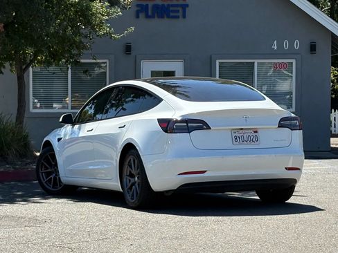 Used 2021 Tesla Model 3 Long Range AWD/4WD image 7