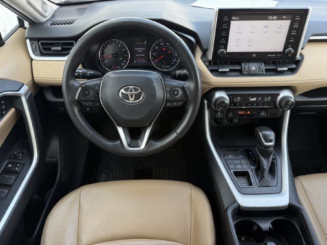 Used 2019 Toyota RAV4 XLE Premium w/ Cold Weather Package AWD/4WD image 10