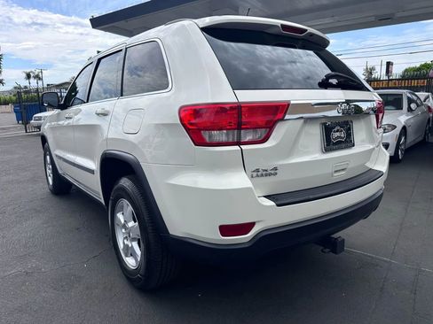 Used 2012 Jeep Grand Cherokee Laredo w/ Laredo E Group image 34