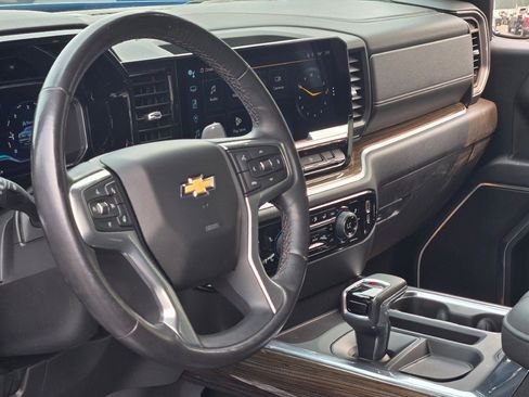 Certified 2023 Chevrolet Silverado 1500 LT w/ Protection Package AWD/4WD image 24
