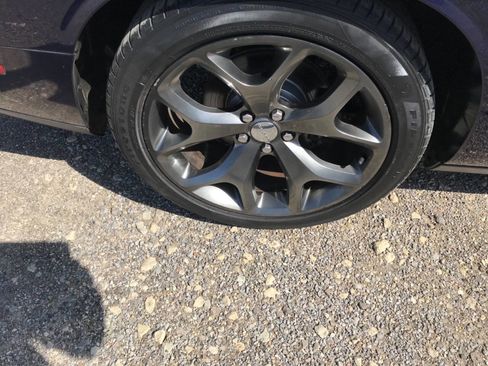 Used 2015 Dodge Challenger SXT Plus w/ Driver Convenience Group image 21