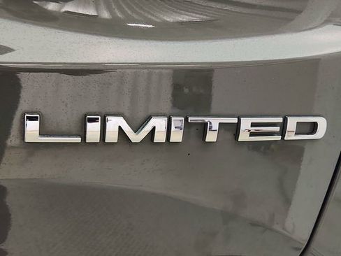 Used 2020 Jeep Renegade Limited w/ LED Lighting Group AWD/4WD image 30