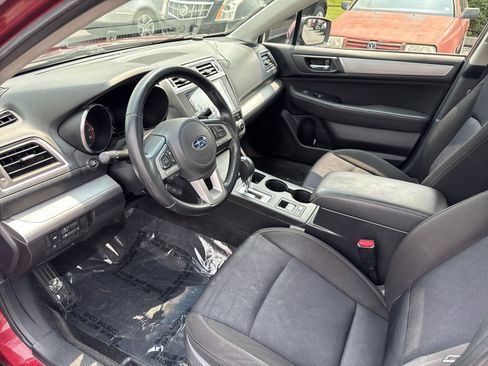 Used 2015 Subaru Legacy 2.5i Premium AWD/4WD image 4