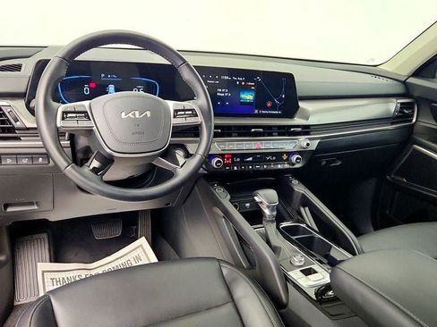 Used 2025 Kia Telluride S FWD image 13