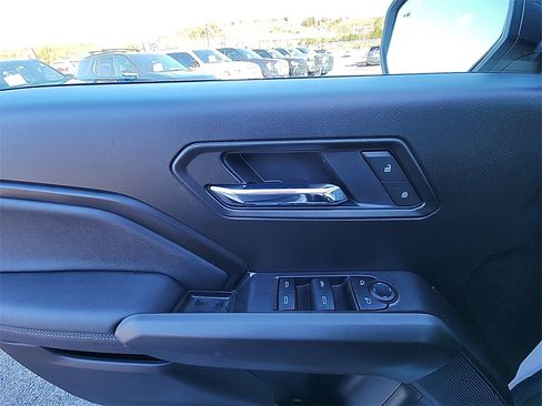 New 2025 Chevrolet Colorado LT image 14