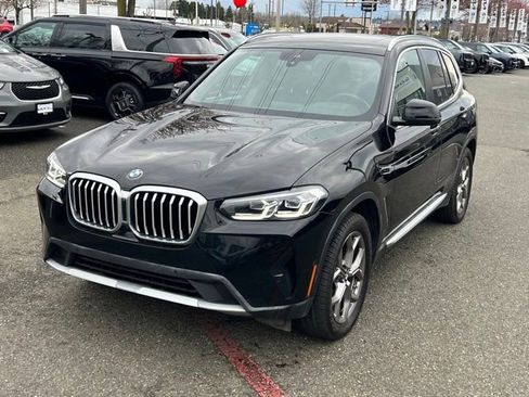 Used 2023 BMW X3 xDrive30i image 3