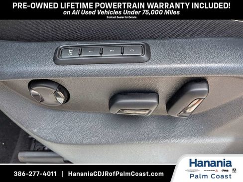 Used 2022 Volkswagen Tiguan SEL R-Line AWD/4WD image 16