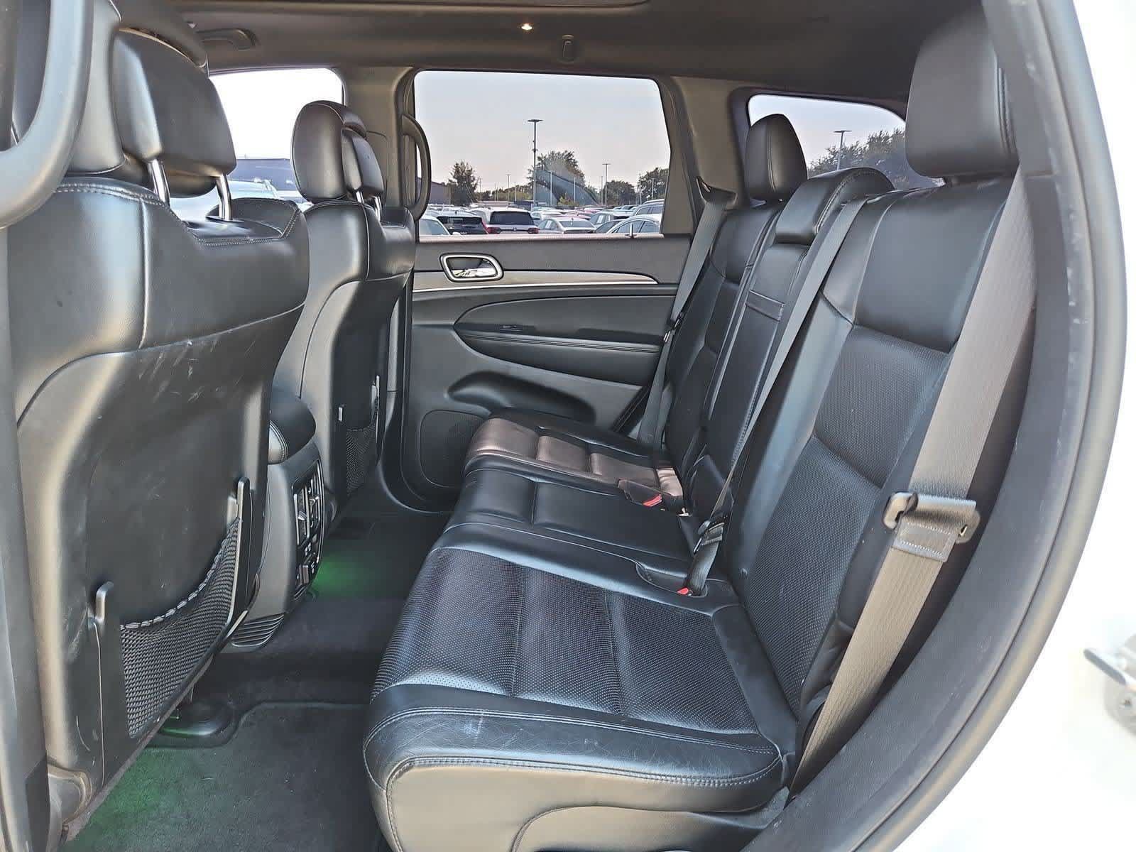Used 2018 Jeep Grand Cherokee Limited w/ Luxury Group II RWD image 19