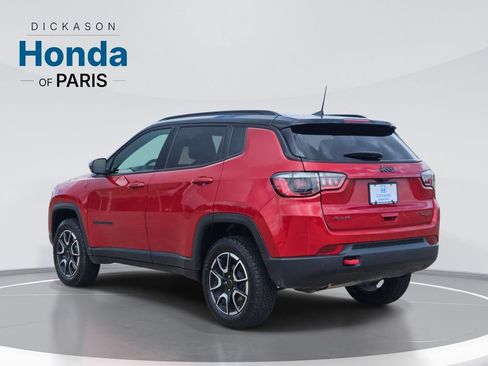 Used 2025 Jeep Compass Trailhawk AWD/4WD image 7