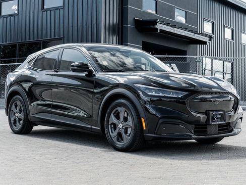 Used 2022 Ford Mustang Mach-E Select image 1