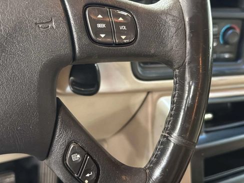 Used 2003 Chevrolet Suburban Z71 AWD/4WD image 23