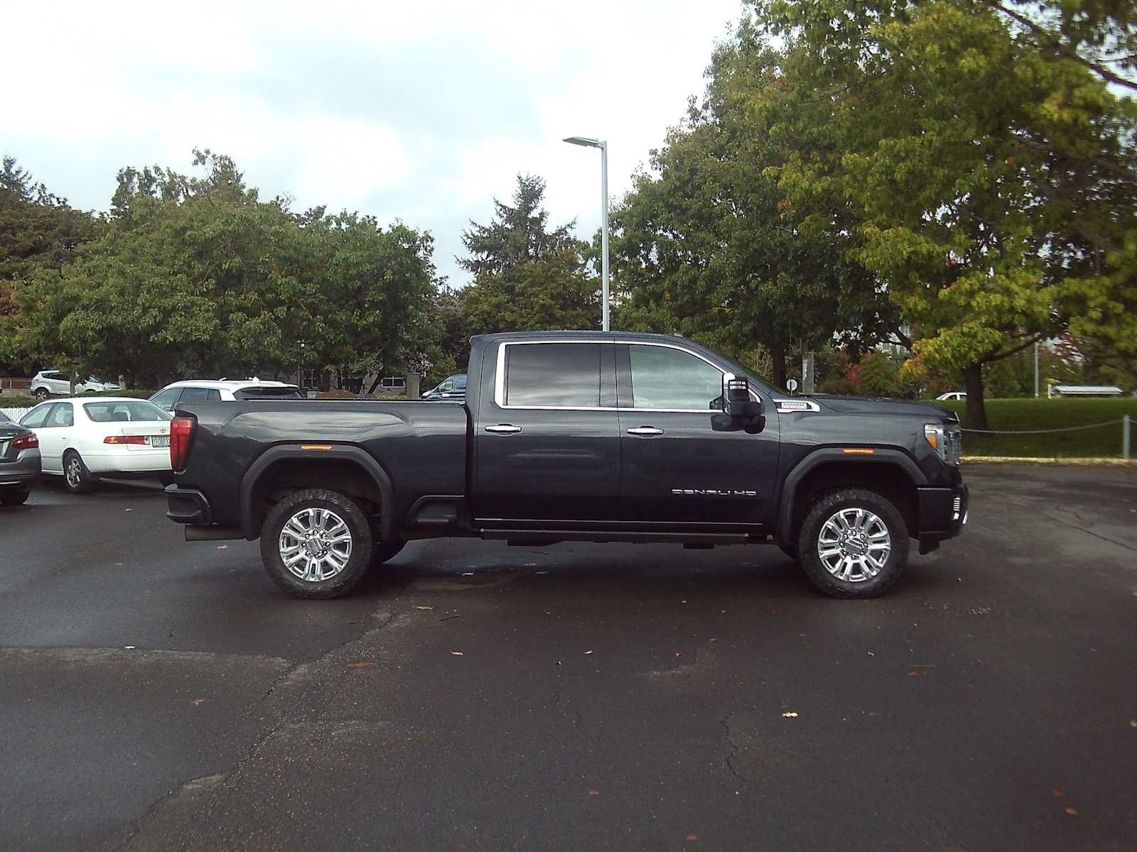 Used 2020 GMC Sierra 3500 Denali w/ Denali Ultimate Package AWD/4WD image 6