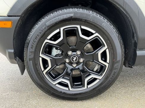 Used 2025 Ford Bronco Sport Outer Banks w/ Outer Banks Tech Package+ image 4