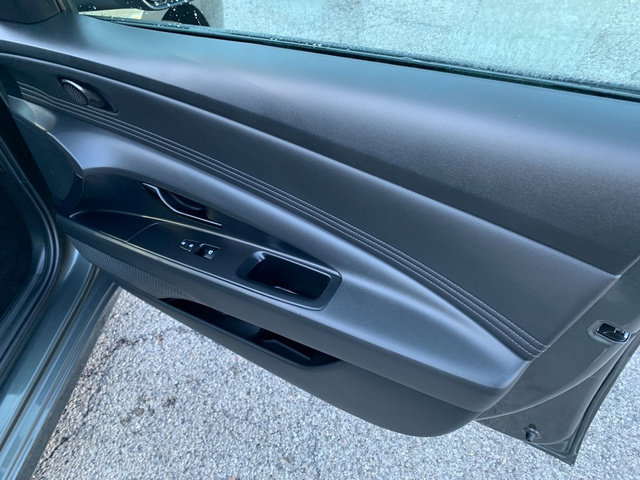 Certified 2026 Hyundai Elantra Sport FWD image 13