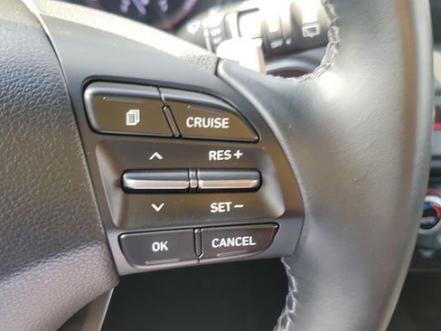 Used 2020 Hyundai Veloster 2.0 Premium FWD image 17