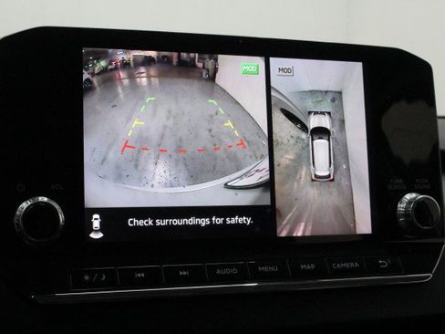 Used 2022 Mitsubishi Outlander SE image 14