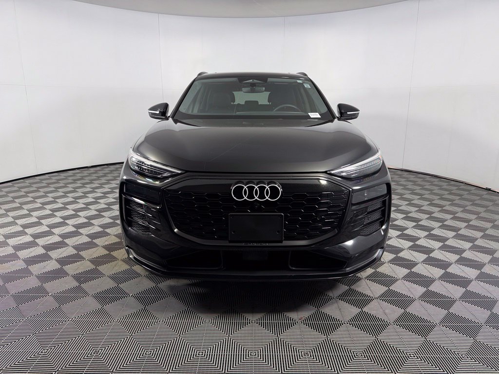 Used 2025 Audi Q6 e-tron Premium Plus w/ Premium Plus RWD image 3