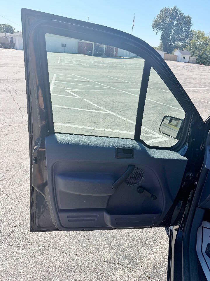 Used 2012 Ford Transit Connect XL FWD image 9