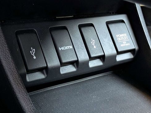 Used 2017 Honda HR-V EX image 23