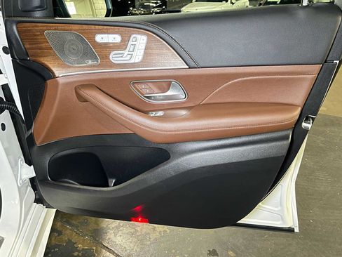Used 2024 Mercedes-Benz GLE 350 4MATIC image 10