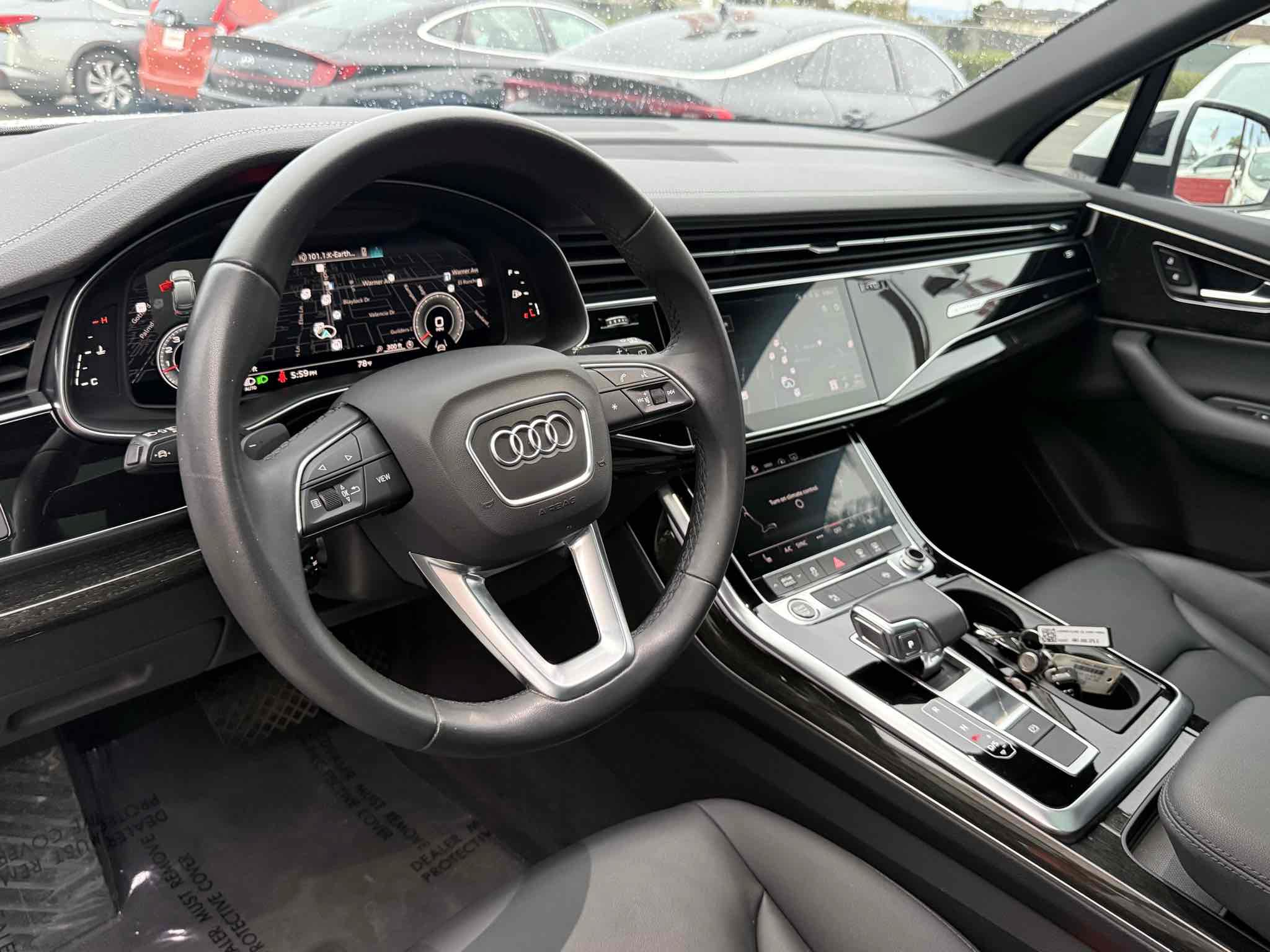 Used 2023 Audi Q7 3.0T Premium w/ Convenience Package AWD/4WD image 39