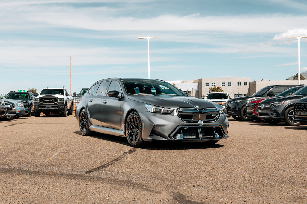 Used 2025 BMW M5 Touring w/ M Driver's Package AWD/4WD image 1