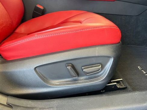 Used 2022 Toyota Camry XSE FWD image 22