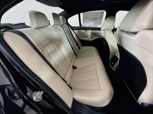 New 2026 BMW 330i xDrive Sedan w/ Convenience Package AWD/4WD image 28
