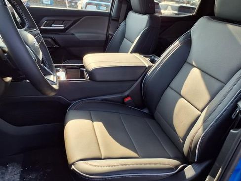 New 2026 Chevrolet Silverado EV Trail Boss AWD/4WD image 8