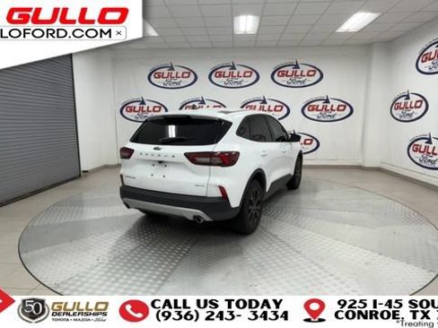 Certified 2025 Ford Escape Active w/ Tech Pack #1 AWD/4WD image 9