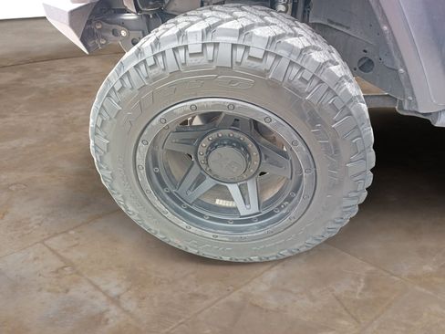 Used 2020 Jeep Gladiator Sport w/ Quick Order Package 24S image 24