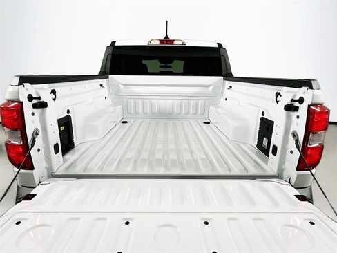 New 2026 Ford Maverick XLT w/ XLT Luxury Package image 24