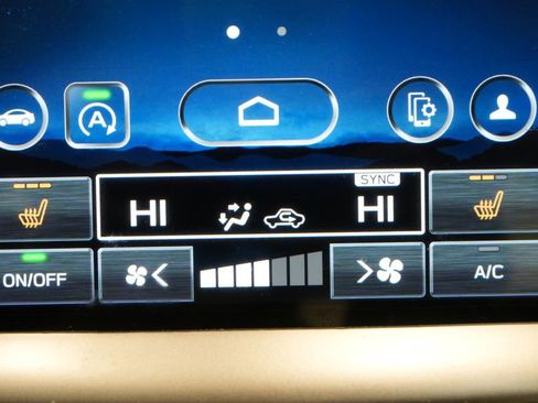 Used 2024 Subaru Legacy Premium image 31