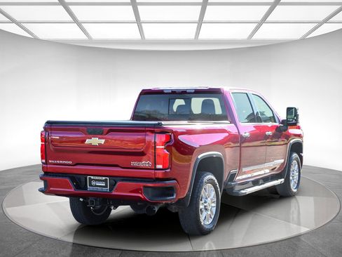 Used 2025 Chevrolet Silverado 3500 High Country w/ Technology Package image 4