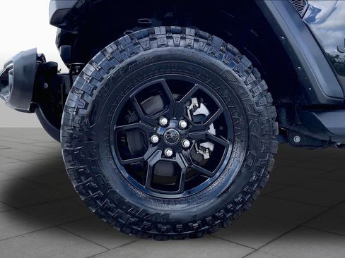 Used 2024 Jeep Wrangler Unlimited Sport AWD/4WD image 11