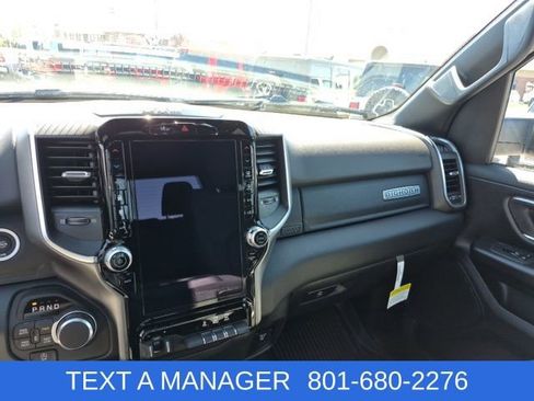 New 2026 RAM 1500 4x4 Crew Cab image 18