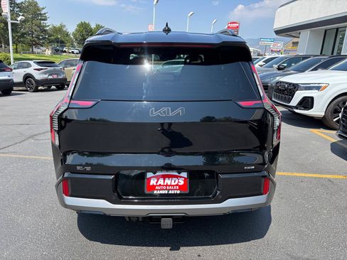 Used 2024 Kia EV9 GT-Line AWD/4WD image 10