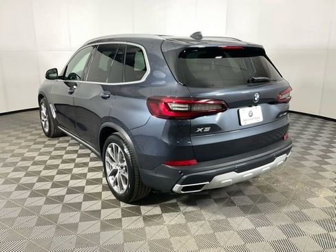 Certified 2022 BMW X5 xDrive40i w/ Parking Assistance Package image 4