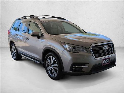 Used 2020 Subaru Ascent Limited w/ Technology Package AWD/4WD image 3