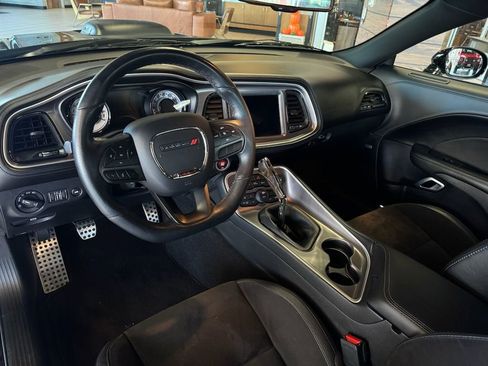 Used 2021 Dodge Challenger R/T w/ Plus Package image 9