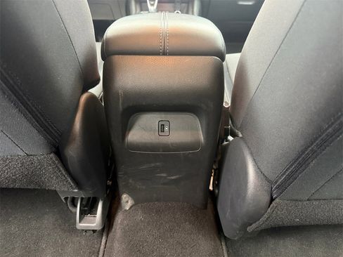 Used 2024 Nissan Sentra SV image 28