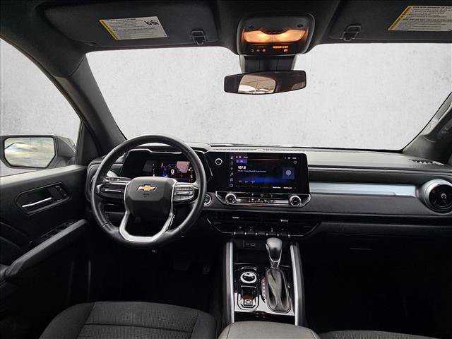 Used 2023 Chevrolet Colorado LT AWD/4WD image 16