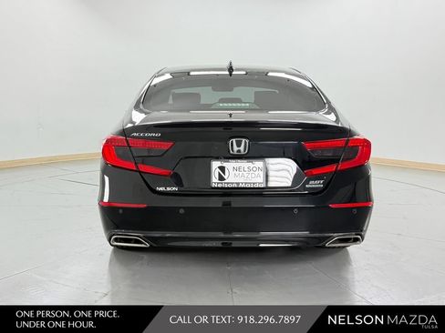 Used 2022 Honda Accord Touring image 7