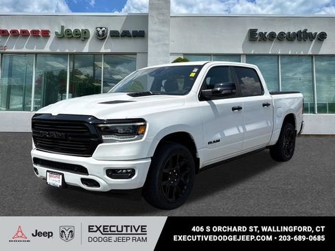 Used 2023 RAM 1500 Laramie AWD/4WD image 1