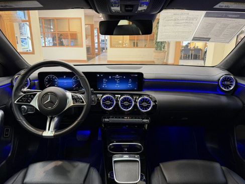 Certified 2025 Mercedes-Benz CLA 250 image 10
