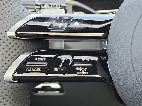 New 2026 Mercedes-Benz GLC 300 4MATIC image 26