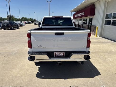 Used 2025 Chevrolet Silverado 2500 LT AWD/4WD image 12